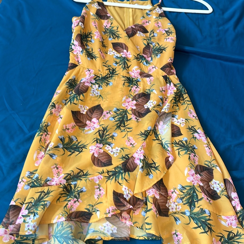 Medium dress